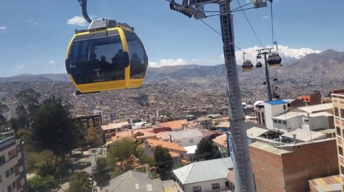 mi-teleferico-amplia-horario-operaciones