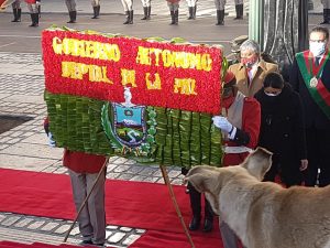 gobierno-departamental-la-paz-rinde-homenaje-211