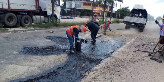 montaño-insta-a-gobernador-de-santa-cruz-y-pobladores-de-yapacani-a-conformar-mesa-dialogo