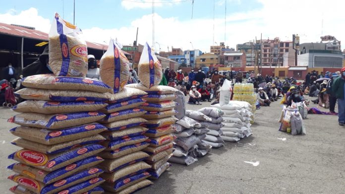 patzi-entrega-2-mil-kits-alimenticios-a-personas-discapacidad-y-transporte-interprovincial