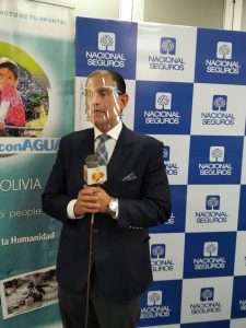 la-campaña-bolivia-con-agua-y-nacional-seguros-se-unen-para-brindar-acceso-a-agua-