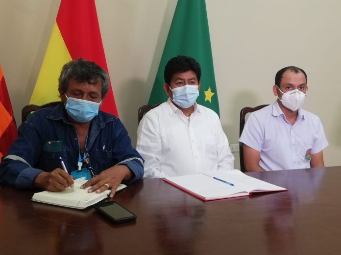 ministro-obras-publicas-anuncia-millonarias-inversiones-teleducacion-carreteras-fibra-optica-viviendas-beni ministro-obras-publicas-anuncia-millonarias-inversiones-teleducacion-carreteras-fibra-optica-viviendas-beni