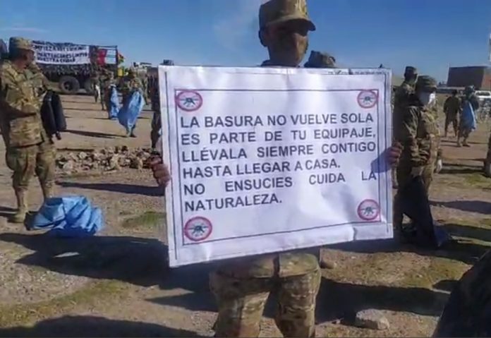 inicia-jornada-de-limpieza-en-el-cementerio-de-trenes-de-uyuni