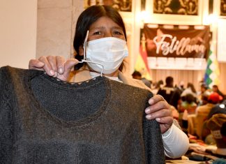 Artesanos del sector camélidos promocionan productos, alimentos y textiles en el Festillama artesanos-sector-camelidos-promocionan-productos-alimentos-textiles-en-festillama