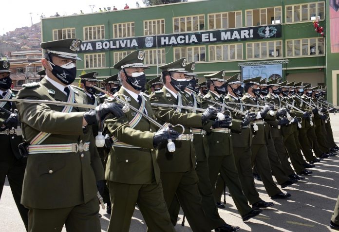 arce-pide-a-la-policia-que-nunca-mas-se-aleje-del-pueblo