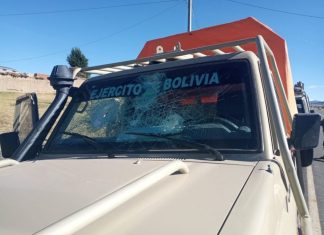 Contrabandistas y pobladores apedrean caravana militar y golpean a efectivos del CEO contrabandistas-y-pobladores-apedrean-caravana-militar-golpean-a-efectivos-del-ceo