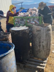 destruyen-vino-cerveza-de-contrabando-en-tarija