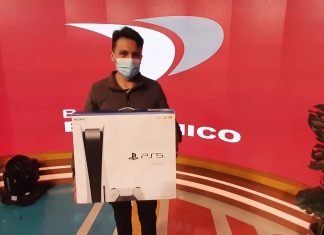 Estudiante de El Alto gana Play Station 5 sorteado por el Banco Económico