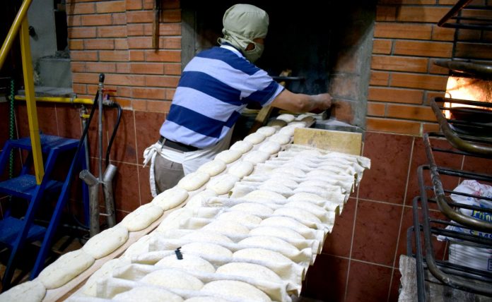 panificadores-emapa-reafirman-acuerdo-que-garantiza-precio-fijo-del-pan