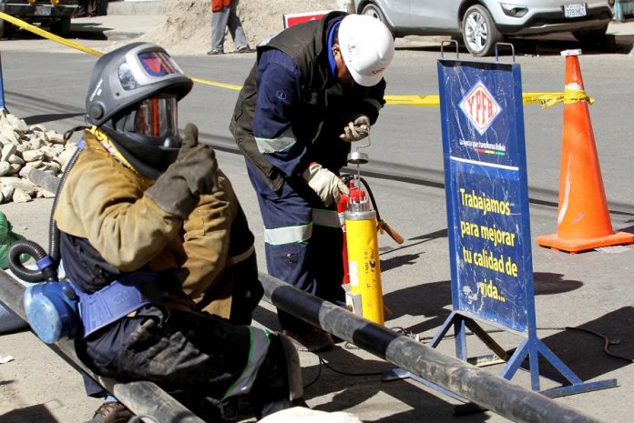 ypfb-retoma-el-tendido-de-redes-de-gas-en-el-valle-alto