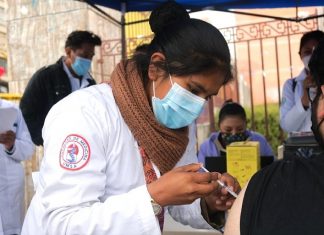 Bolivia, cuarto país en Suramérica que vacuna a jóvenes mayores de 18 años bolivia-vacuna-a-jovenes-mayores-18-años
