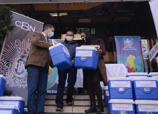 CBN dona al Sedes La Paz 100 conservadores de frío para vacunas cbn-donacion