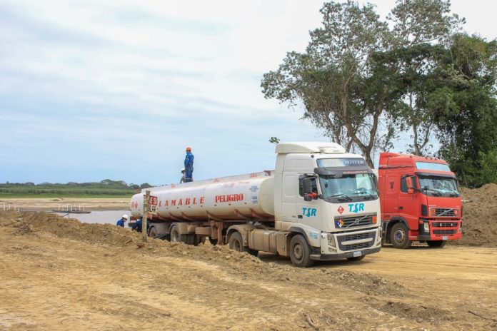 ypfb-puerto-mamore-transporte-combustible