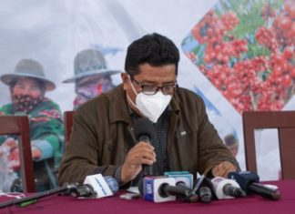 Senasag presenta denuncia formal contra falsificadores de insumos agrícolas GONZALES SENASAG