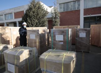 Japón entrega equipos móviles de Rayos X para combatir cuarta ola de COVID-19 Japón entrega equipos de Rayos X