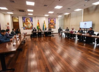 Gobierno y alcaldes dialogan sobre créditos y bonos alcaldes-luis-arce-creditos