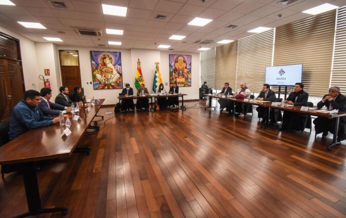 alcaldes-luis-arce-creditos