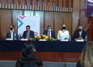 CNC organiza la primera versión del desfile Alta Moda de Altura CNC-Ama La Paz cnc-alta-moda-desfile
