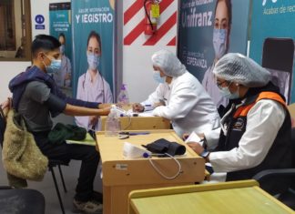 COVID-19: Unifranz El Alto logró vacunar a 14.000 personas unifranz-vacunacion-el-alto