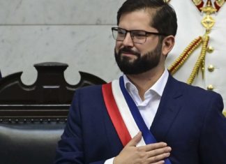 El presidente de Chile pide reanudar relaciones diplomáticas con Bolivia gabriel-boric-