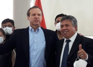 Contraloría: Luis Larrea percibía sueldos del Seguro Universitario sin aval de asistencia luis-larrea-contraloria