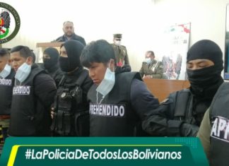 Policía presenta a cuatro aprehendidos por avalancha humana en Universidad aprehendidos-potosi-policia