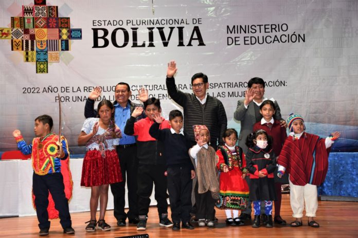 premiacion-concurso-de-niños-