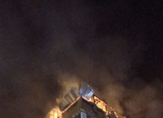 Controlan y sofocan incendio de magnitud en un edificio en La Paz incendio-exlaboratorio-vita