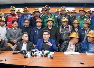 Gobierno fija un impuesto único al valor bruto de venta del oro de 4,8% mineros-convenio