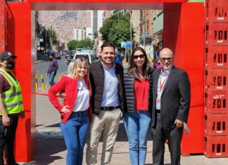 EMBOL Coca-Cola reúne a 12 salteñerías de La Paz e invita a recordar la magia de comer juntos ECOFUTURO
