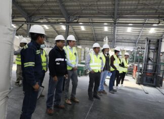 Comitiva de la Embajada de Suecia en Bolivia visitó plantas de industrialización del litio VISITA PLANTA_LITIO