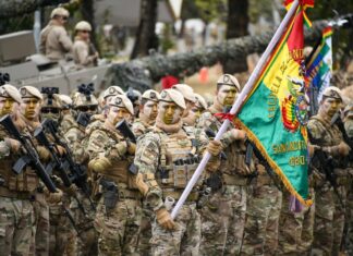 212 Aniversario: Ejército de Bolivia renueva compromiso de defender soberanía de la Patria aniversario-ejercito-