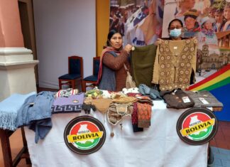 Gobierno destaca labor de artesanos y artesanas por su importante aporte a la economía del país hecho-en-bolivia-
