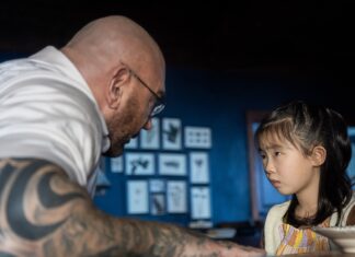 “Llaman a la puerta”, el nuevo thriller apocalíptico protagonizado por Dave Bautista llaman-a-la-puerta