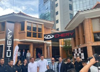 Chery se consolida en La Paz con nuevo showroom y nuevo embajador de marca chery
