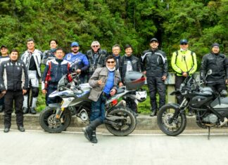 Caravana de ‘riders’ BMW Motorrad afronta la “Ruta de la Muerte” y la vence riders-motocilictas