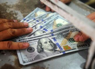 BCB comercializa dólares ante alta demanda y rumores de devaluación venta_de_dolares_