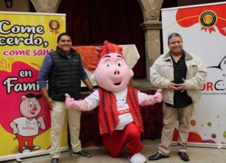 “ADEPOR” en campaña de incentivo al consumo de carne de cerdo en La Paz ADEPOR2