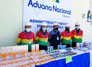 Aduana halla 195 celulares de alta gama escondidos en el camarote de un bus* aduana-celulares-