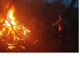 Alta contaminación: Educación instruye suspender labores escolares INCENDIOS