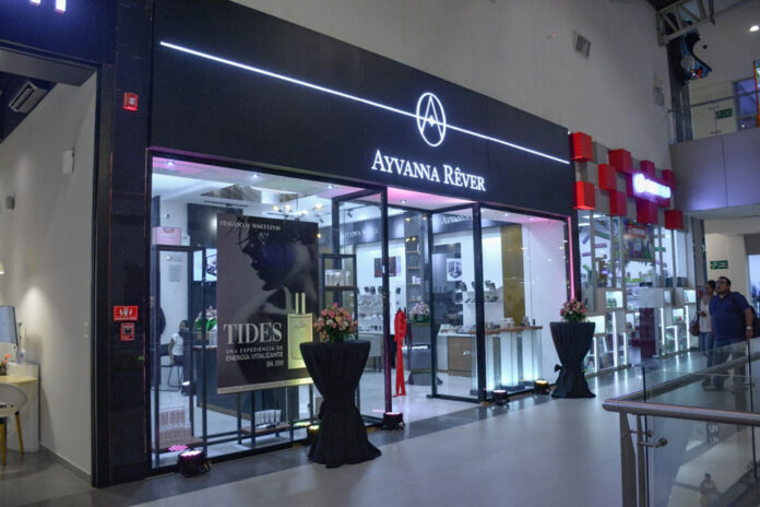 ayvanna-rever-inauguro-tienda-lujo-ventura-mall