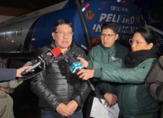 En “mini planta” ilegal en El Alto desviaron 3,6 millones de litros de diésel mini-planta-ilegal-el-alto-desviaron-mas-de-3-millones-litros-diesel