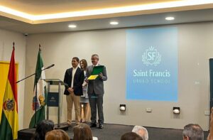 saint-francis-school-innovacion-excelencia-desarrollo-del-pais