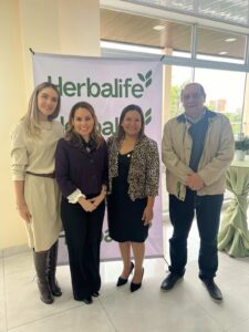 herbalife-fortalece-las-capacidades-tres-nutricionistas-becas-especializacion