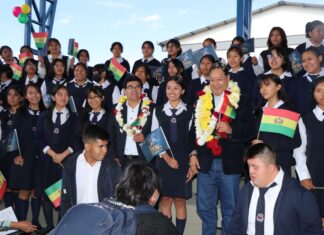 Presidente Luis Arce inaugura gestión educativa 2025 y entrega Unidad Educativa “26 de Febrero” presidente-luis-arce-inaugura-gestion-educativa-2025-entrega-unidad-educativa-26-de-febrero-
