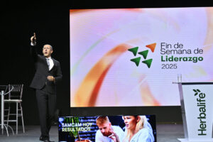 Andres-Penula-herbalife-empodera-mas-de-9-mil-distribuidores-independientes-centro-y-sudamerica-capacitacion