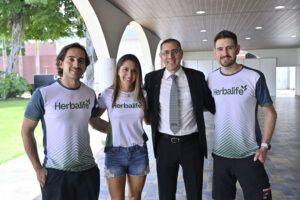 Walter-Nosiglia-herbalife-empodera-mas-de-9-mil-distribuidores-independientes-centro-y-sudamerica-capacitacion