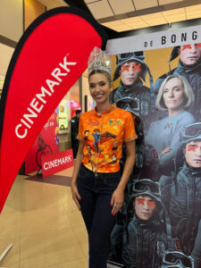 cinemark-bolivia-ofrecio-comparsa-coronadora-una-exclusiva-funcion-post-carnaval-