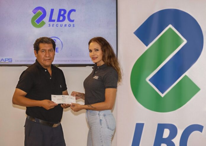 lbc-seguros-siempre-a-tu-lado-entrega-de-beneficios-a-asegurados-