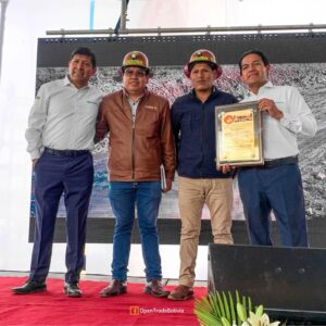 opentrade-sinotruk-unen-fuerzas-para-potenciar-sector-del-transporte-mineria-nueva-